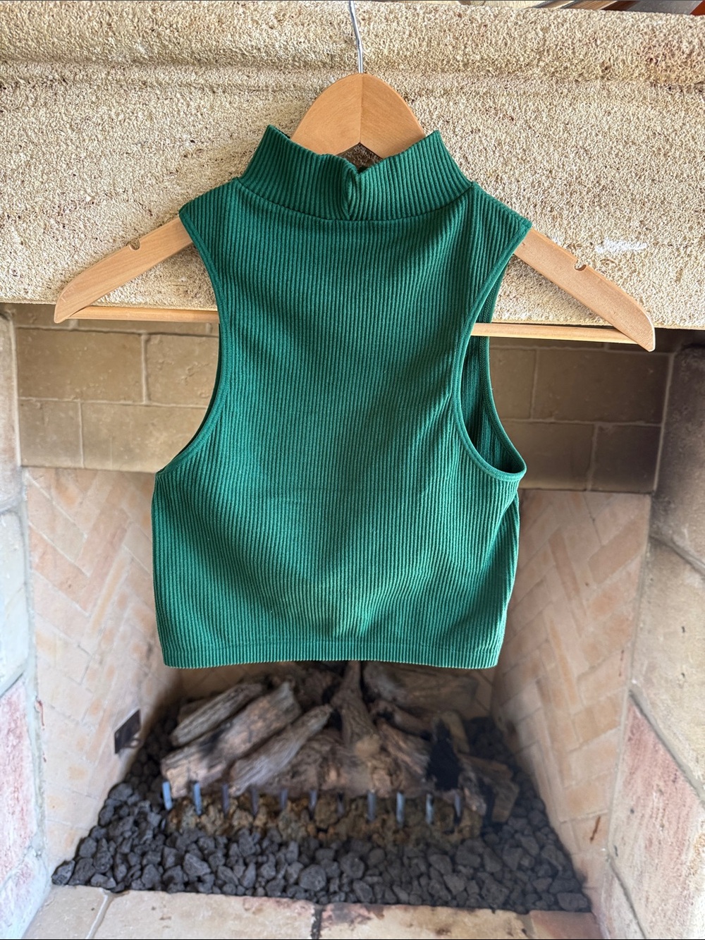 Zara Ribbed Crop Top - Picture 3 of 6